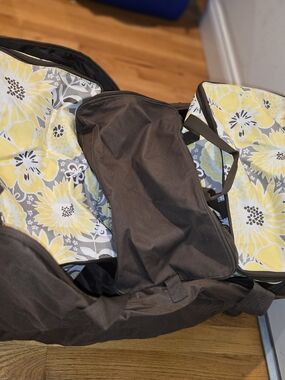 thirty-one Floral Organizer Tote in Yellow and brown